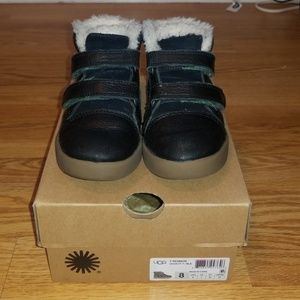 UGG T Rennon *TODDLER* size 8